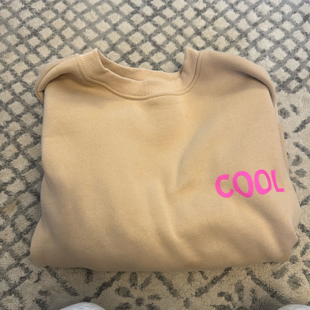 ‘Cool’ medium sweatshirt in tan